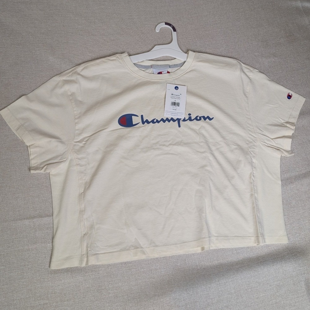 Champion Cropped Tee Women XL Cream NWT Iconic Short Sleeve Cotton Logo Shirt